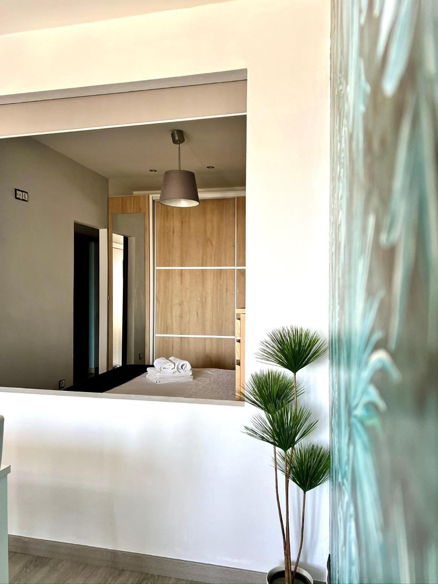 Espectacular Apartamento Junto Al Mar, Con Piscina En Малага Экстерьер фото